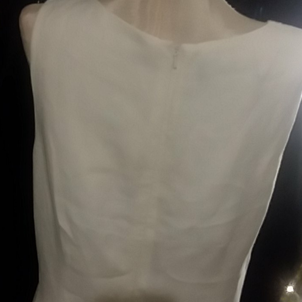 Dress - Picture 4 of 8